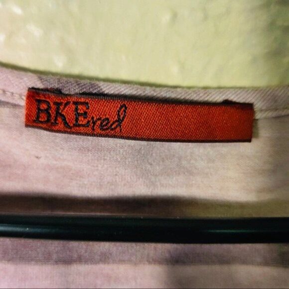 Red by BKE Purple Stripes Long Sleeve Tunic Top with Lace Side Details Sz. Small - Picture 5 of 10